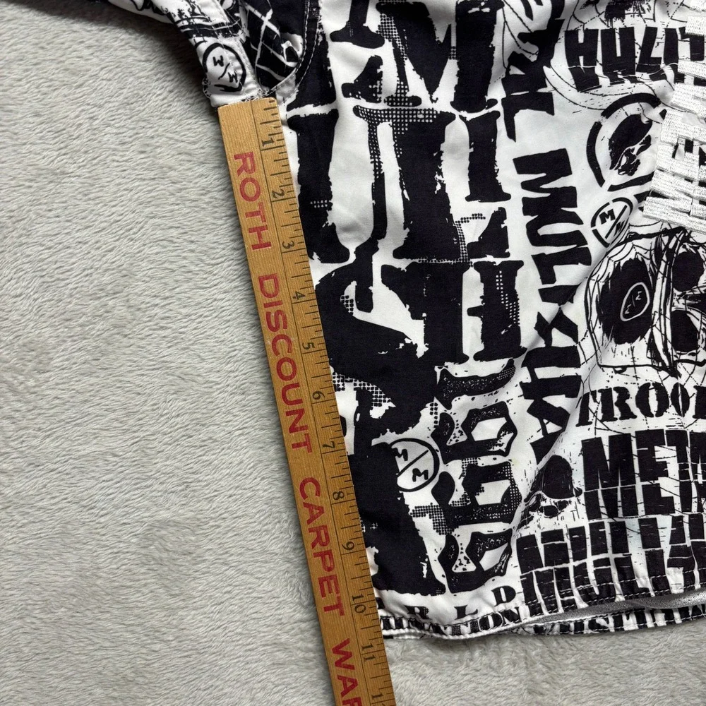 Metal Mulisha Y2K Board Shorts Mens 36 Graphic Print Black White Moto EUC
